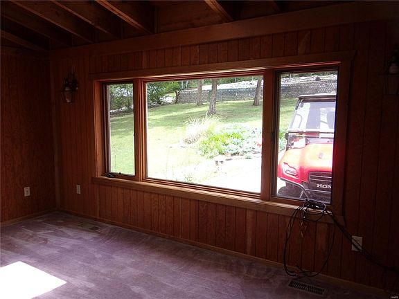 3rd image of 270 N Lake Dr