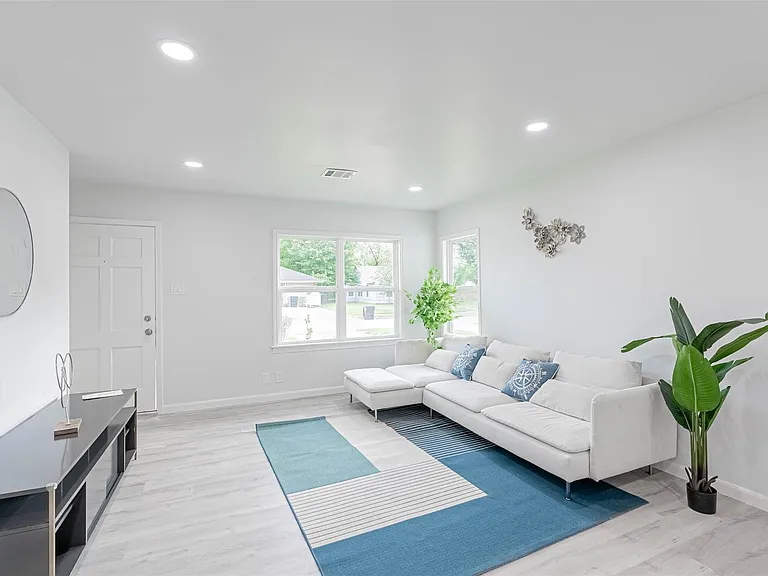 3607 Luca St — Photo 11