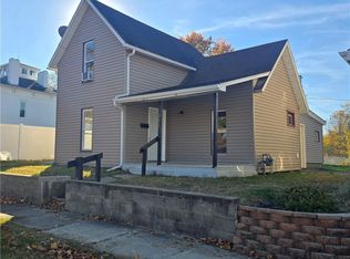 731 S 6th St, Coshocton, OH 43812