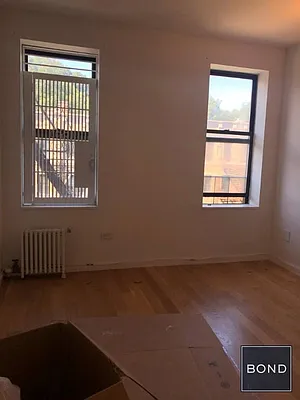 Rented by Bond New York | media 10