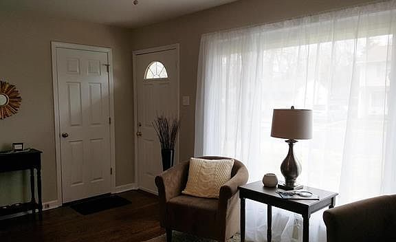 3rd image of 265 S Saint Jacques St
