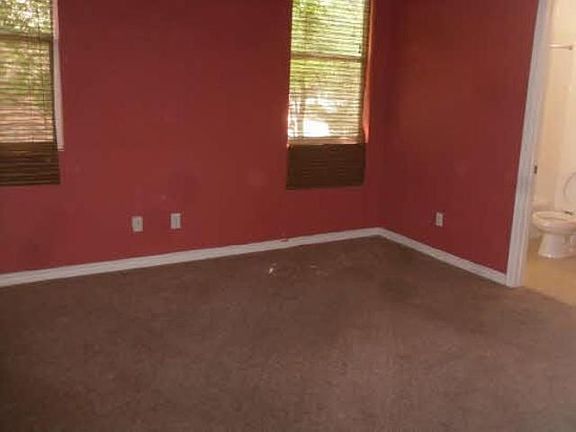 5th image of 3904 Internet Ave