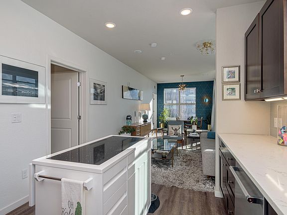 4th image of 155 S Monaco Pkwy #111