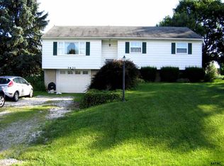 3631 Centennial Rd, Hanover, PA 17331