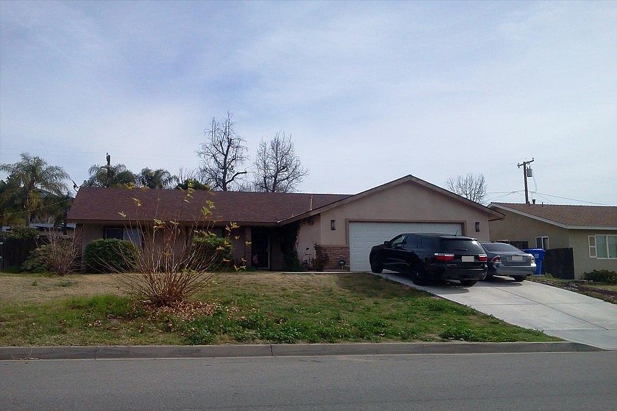 1st image of 3765 Mountain Ave