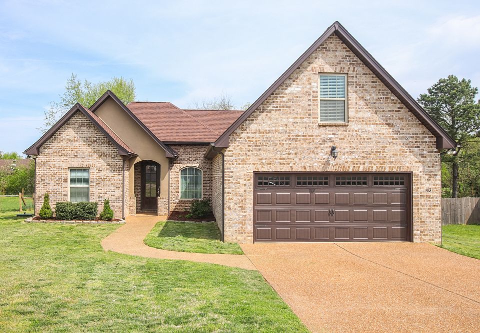 1st image of 103 Morgan Trace Ct