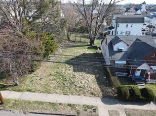 284 Blackman St, Wilkes Barre, PA 18702