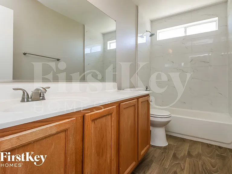11623 W Fooks Dr — Photo 16