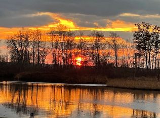 1334 Kingston Rd, Houghton Lake, MI 48629