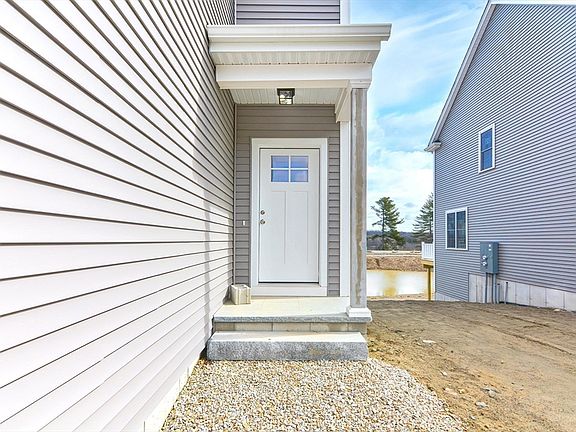 3rd image of 42 Fisherville Ter #0