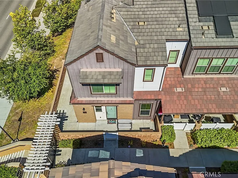 105 Red Brick Dr — Photo 40