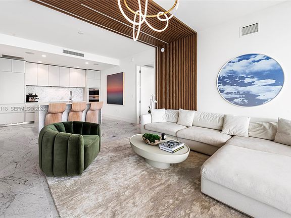 4th image of 5775 Collins Ave #1405