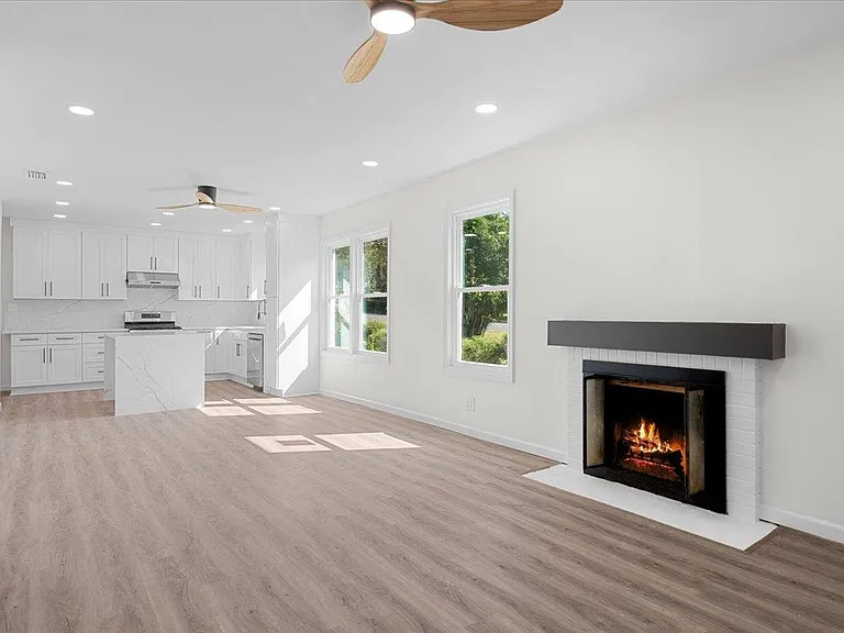 400 Talaflo St — Photo 2