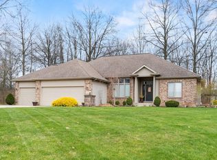 2413 Red Oak Ct, Bluffton, IN 46714