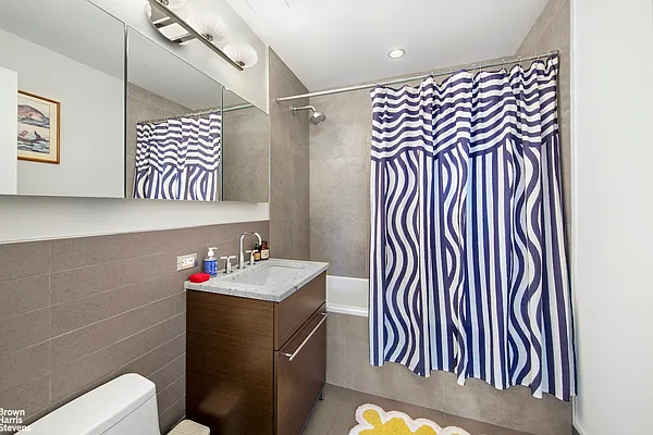 Rented by Brown Harris Stevens | media 29