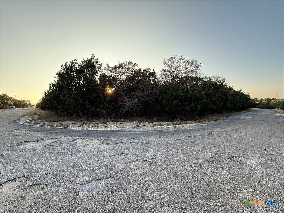 1st image of 5242 Comanche Dr