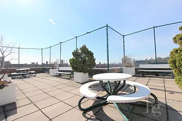 Rented by Hecht Group