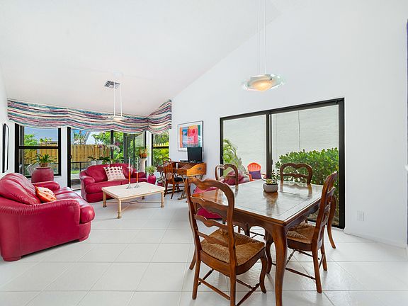 4th image of 5534 Croydon Court