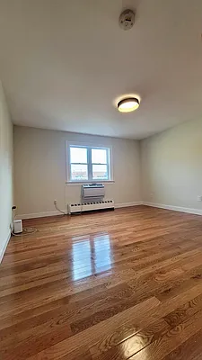 Rented by Mega Homes Realty INC | media 10