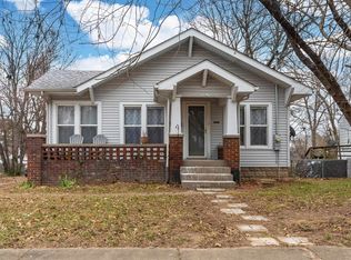 705 N Bridge St, Carbondale, IL 62901