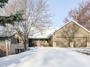 108 Innsbrook Ln, Burnsville, MN 55306