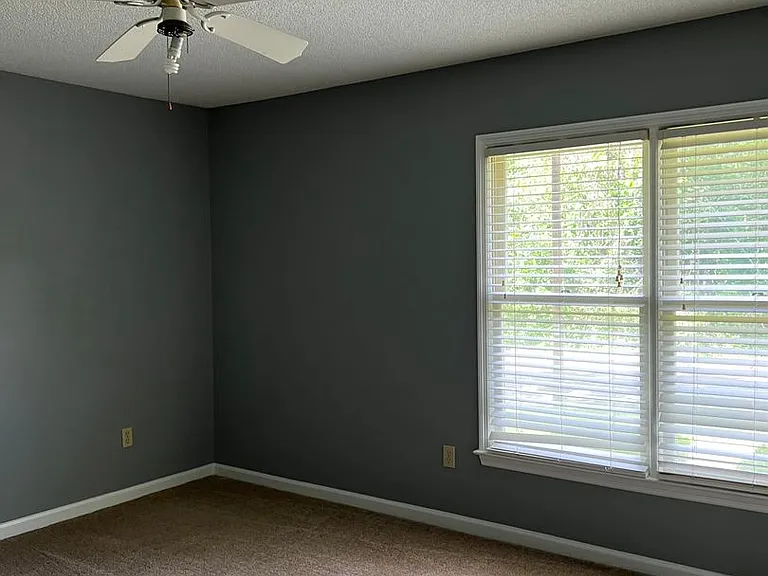 114 Windmere Dr — Photo 17