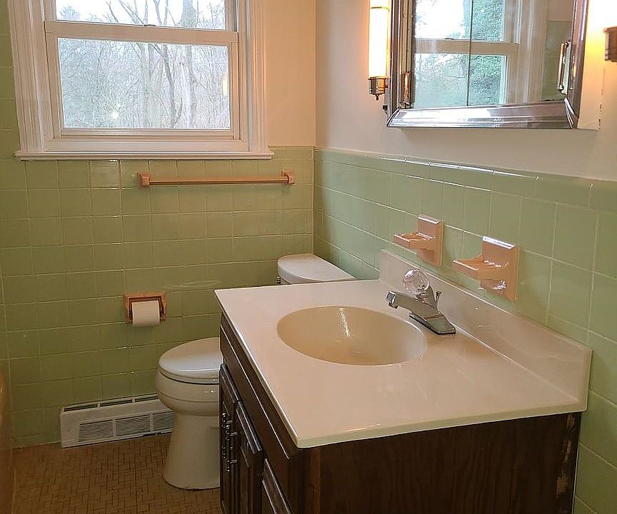 1st image of 119 Kenwood Dr