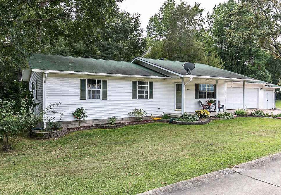 1st image of 1330 Luther Ln