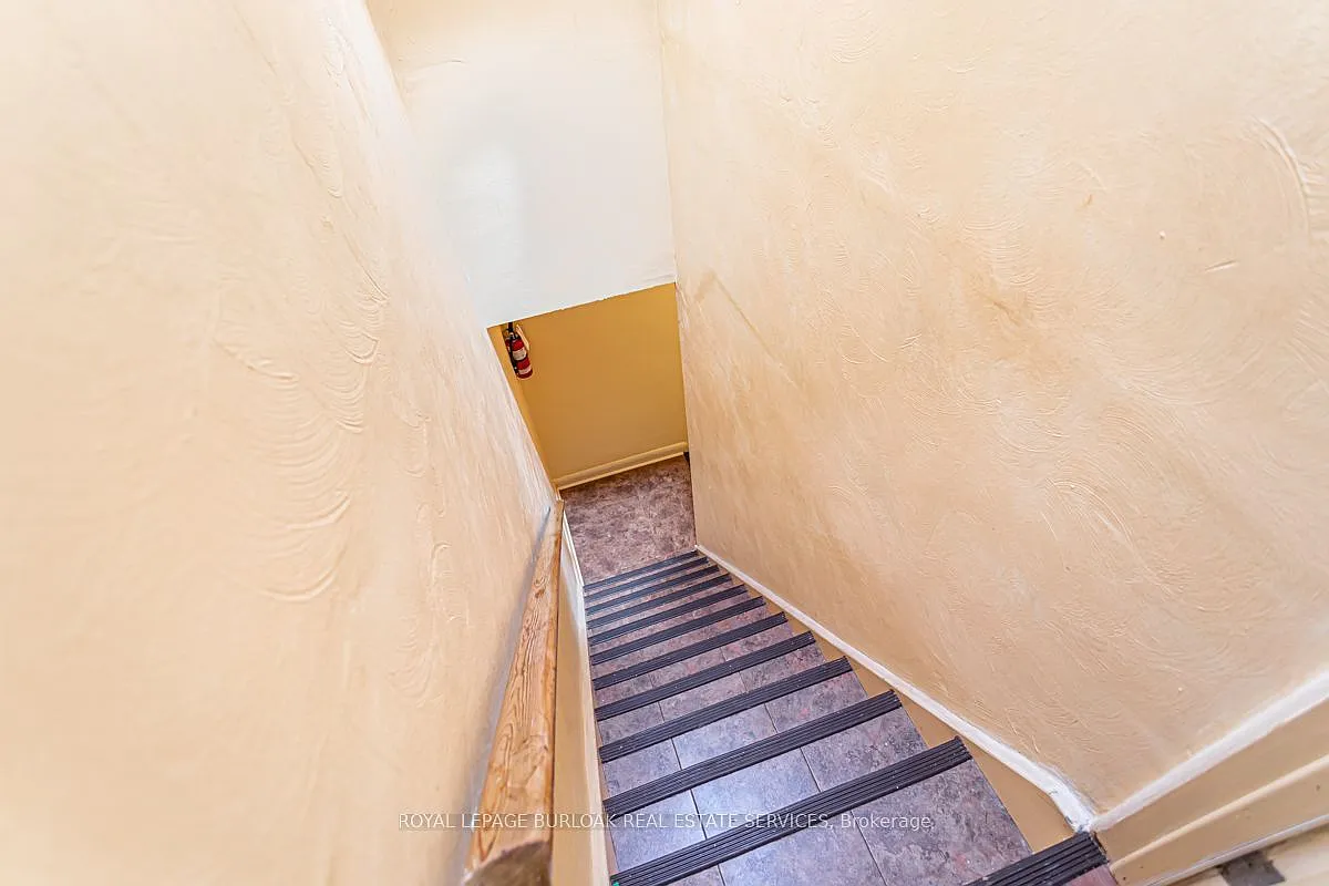 2 bed, $2,300 — Photo 2