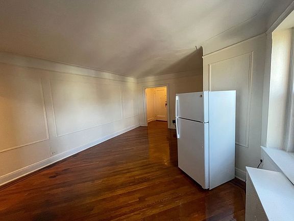 5th image of 6298 Saunders St APT 4G