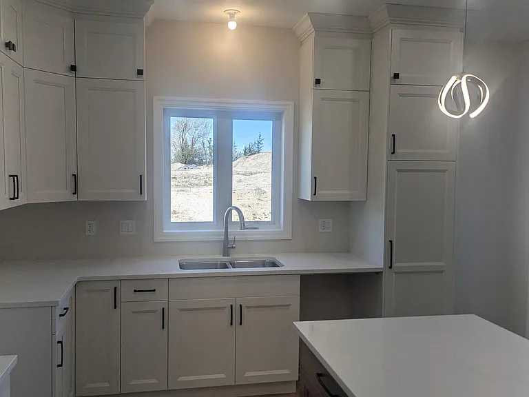 1 Matheos Cres #SFH — Photo 17