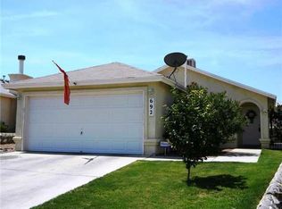 692 Pete Payan Dr, El Paso, TX 79912