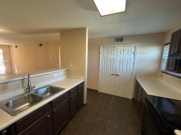 4th image of 1505 N Center St Unit 232