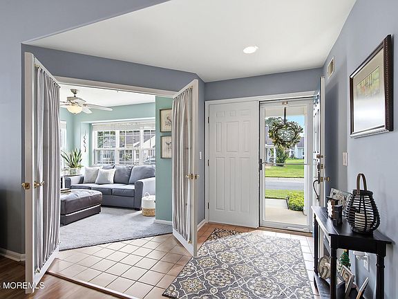 4th image of 1219A Thornbury Lane #A