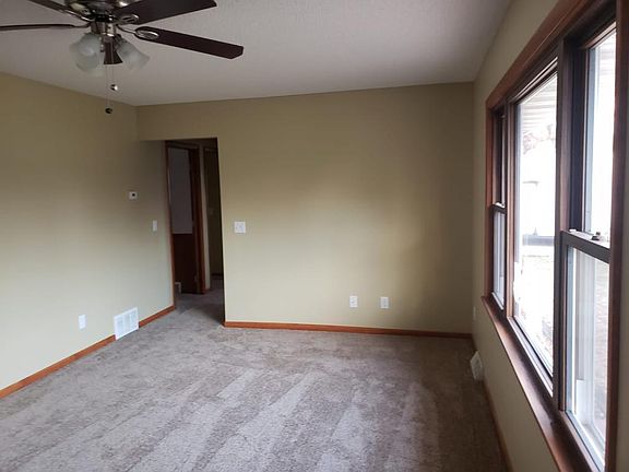 3rd image of 5007 61st Ave N