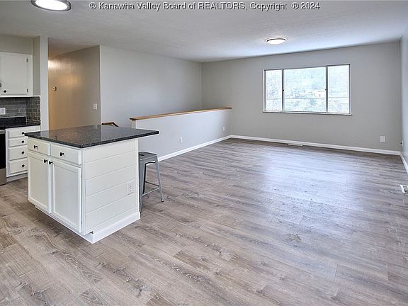 5th image of 5344 Koontz Dr