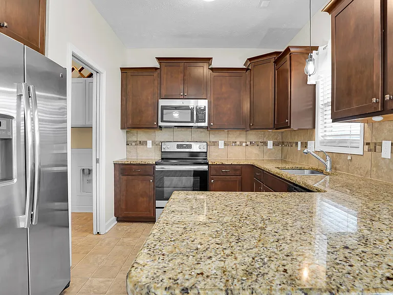 171 Ellis Rd — Photo 16