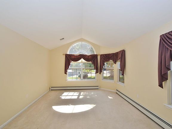 4th image of 3429 Vicari Ave