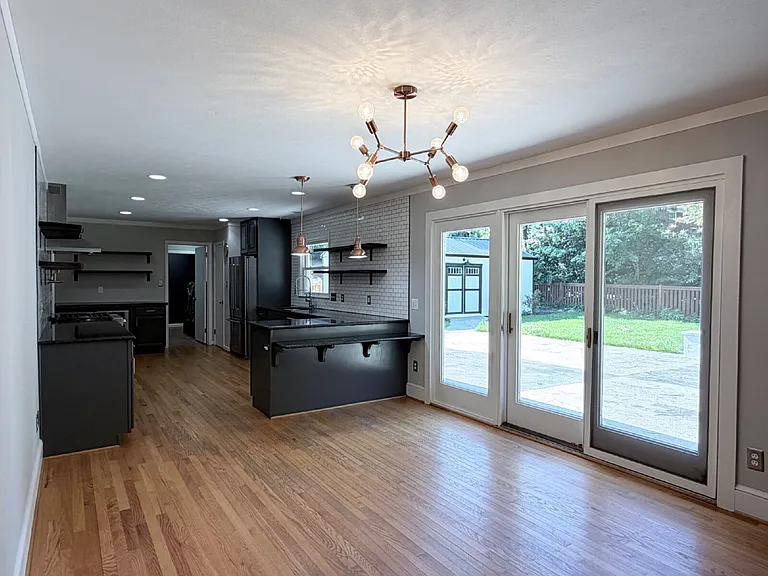 18 Carjen Ave — Photo 26