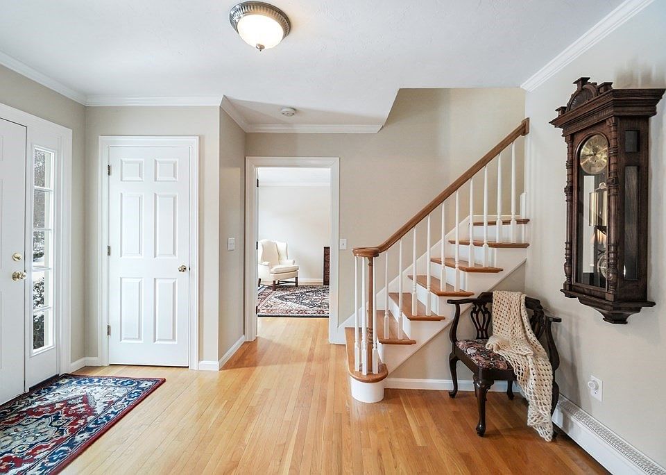 32 Moore Ln, Northborough, MA 01532 Zillow