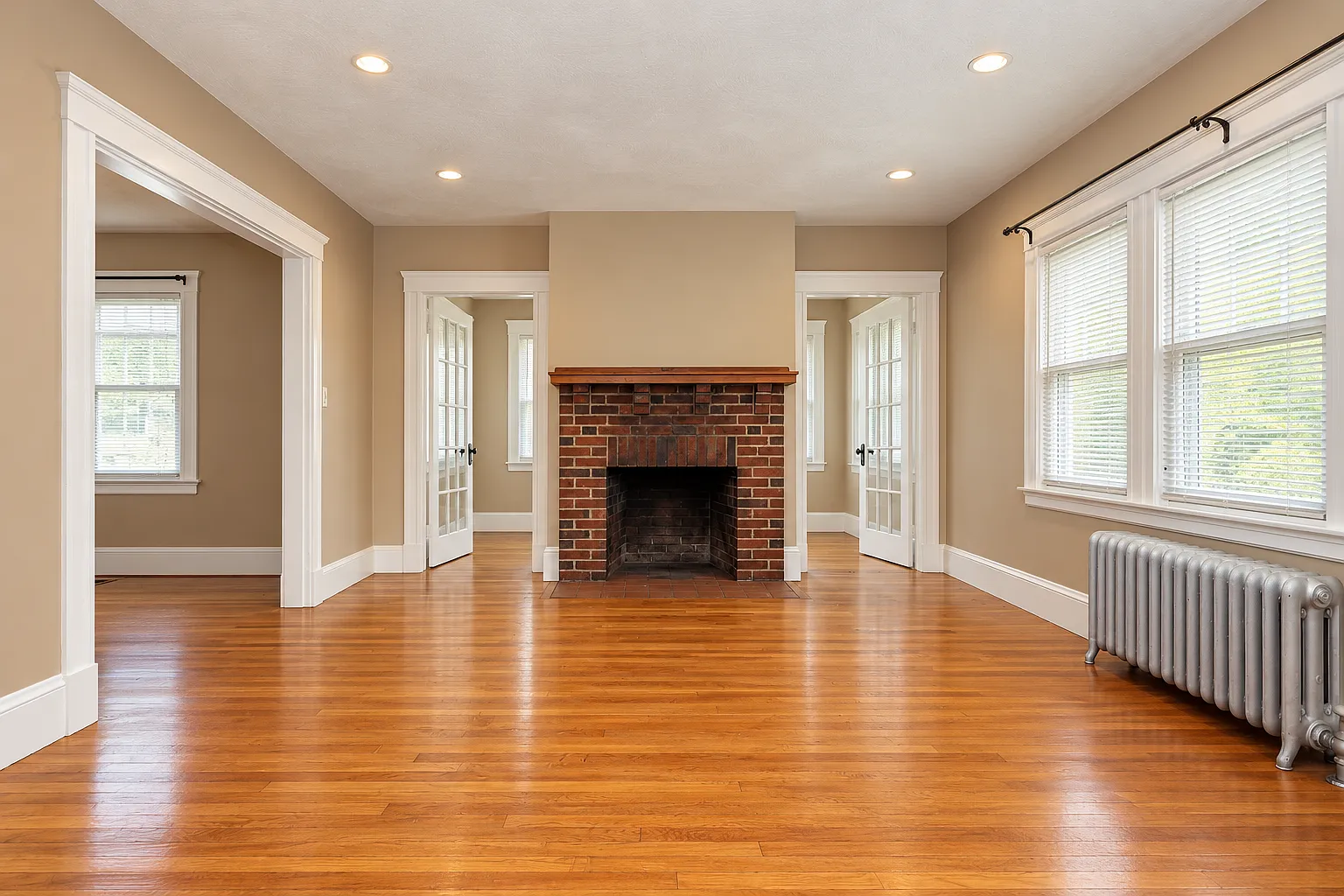 3 bed, 1200 sqft, $3,500 — Photo 1