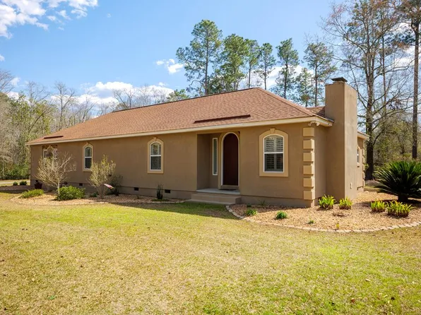 1554 Pineland Ests, Nashville, GA 31639