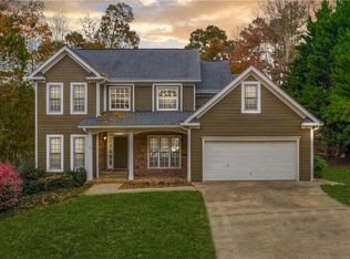 301 Dane Dr, Woodstock, GA 30188