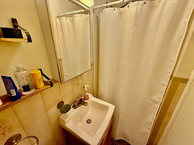 24 Cooper St #5 — Photo 10