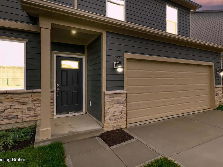 16926 Aiken Ridge Cir — Photo 4