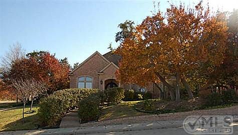 3rd image of 3909 Lakewood Heights Ct