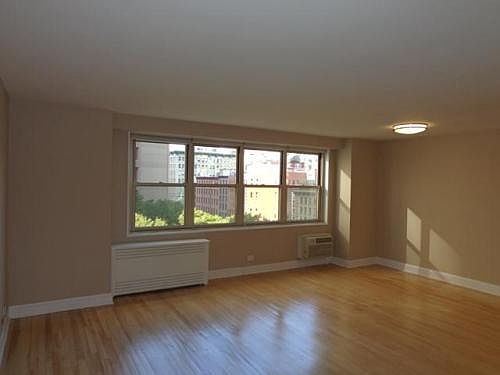 1st image of 80 N Moore St APT 5F
