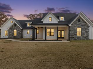 8947 Pomegranate Rd, Gilmer, TX 75645