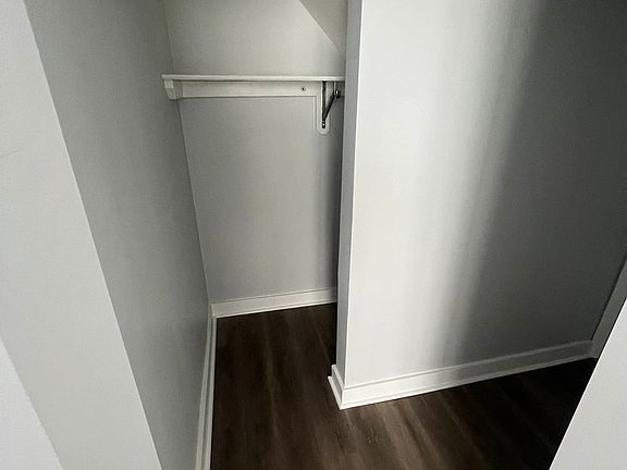 4th image of 762 Tompkins Ave #7