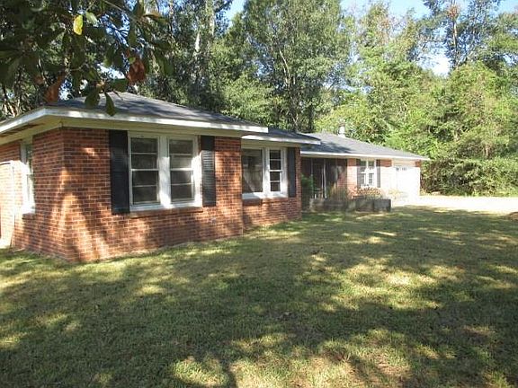 2nd image of 4007 Roy Ln